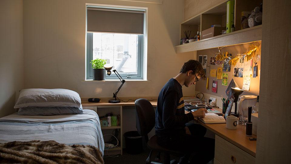 Single room in Chesterman House